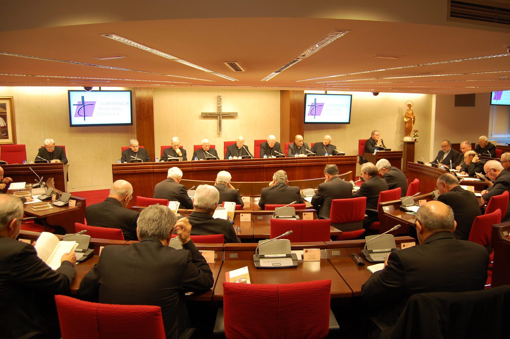 Carta de apoyo al Papa Francisco del Presidente de la CEE