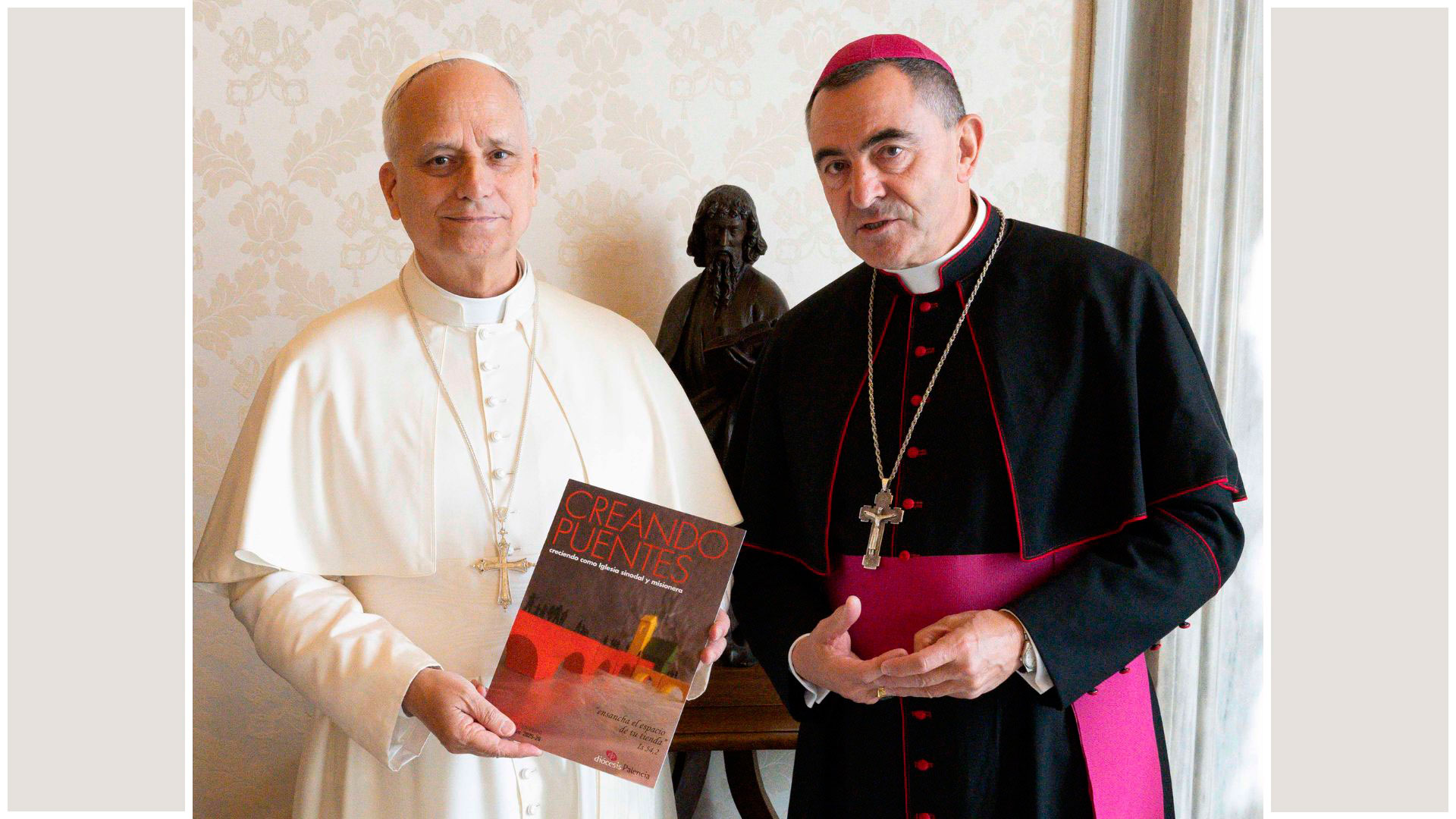 El Papa León recibe nuestra Programación Pastoral